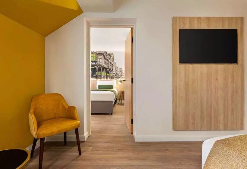 فندق Super 8 By Wyndham Chester East