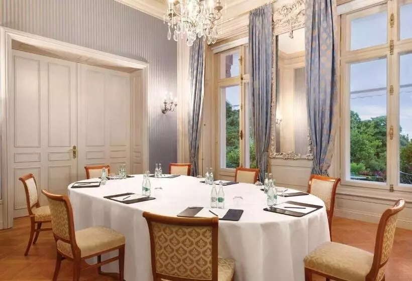 酒店 Villa Rothschild, Autograph Collection