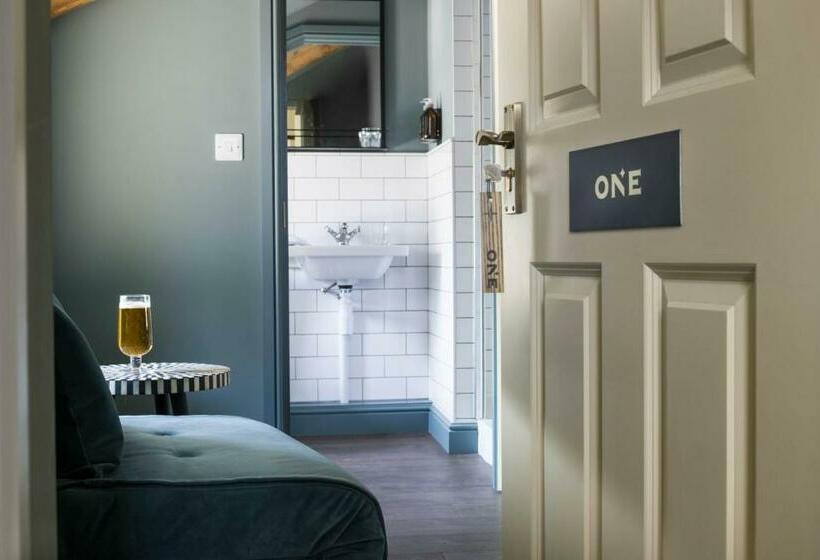 酒店 Seven Stars Penryn