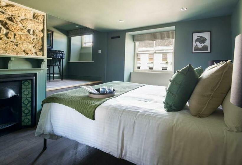 酒店 Seven Stars Penryn