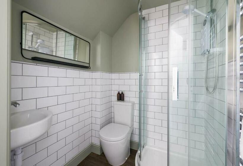 酒店 Seven Stars Penryn