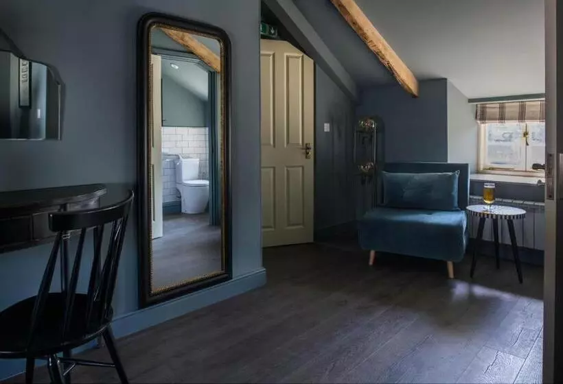 ホテル Seven Stars Penryn