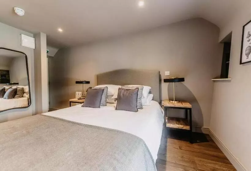 ホテル Seven Stars Penryn