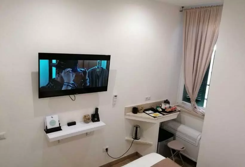 پانسیون Abbracci Leandra Rooms