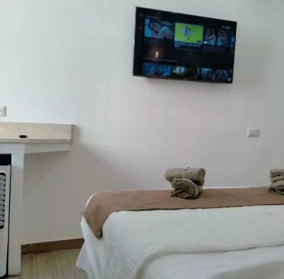 پانسیون Abbracci Leandra Rooms