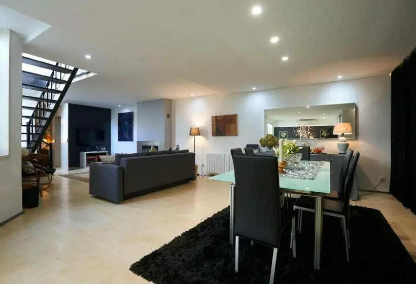 Majatalo Host In Olivença