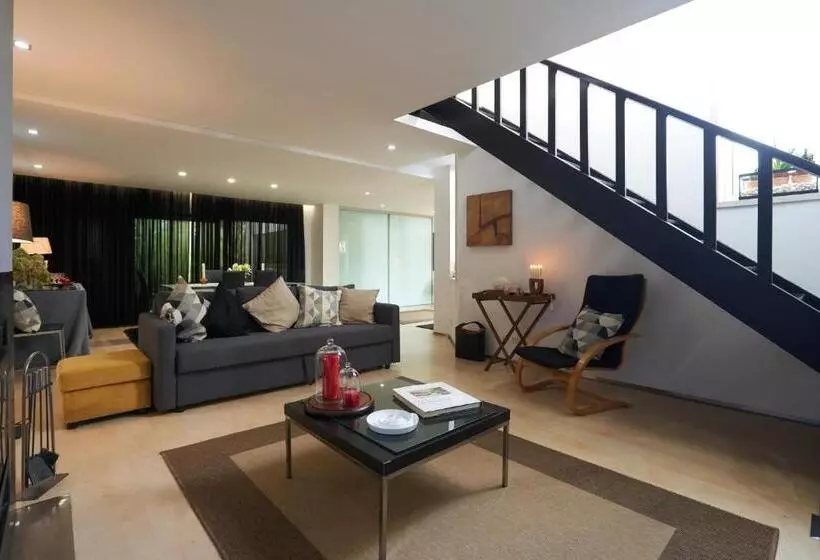 Majatalo Host In Olivença