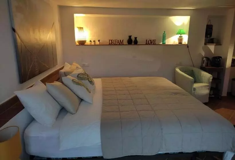 پانسیون One Life Málaga Retreat