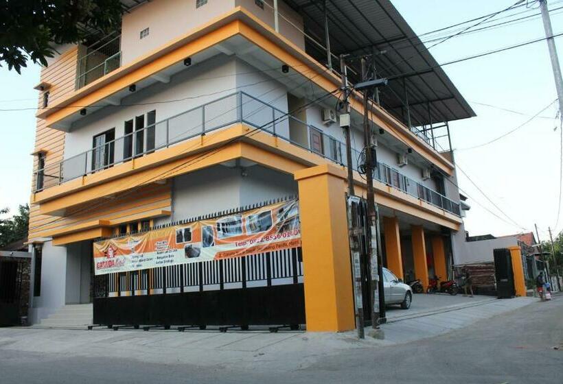 فندق صغير Garuda Kostel