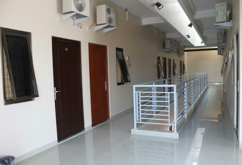 فندق صغير Garuda Kostel