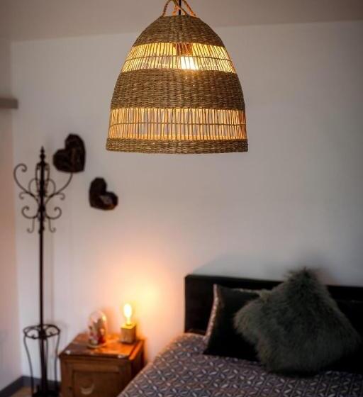 مبيت وإفطار Chez Guilem