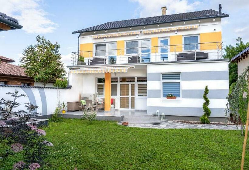 تختخواب و صبحانه Zen House