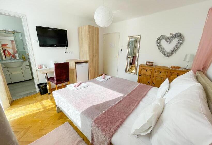 تختخواب و صبحانه Zen House