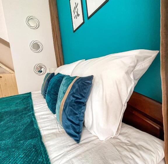 تختخواب و صبحانه Zen House