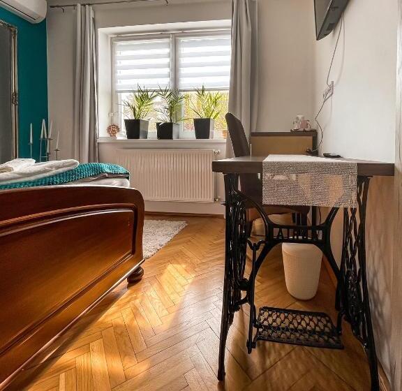 تختخواب و صبحانه Zen House