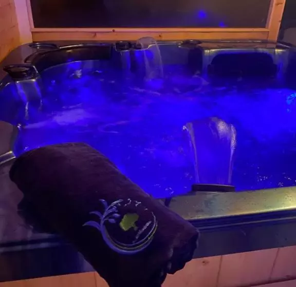 پانسیون La Casa Fra Gli Ulivi Luxury Apartments With Pool Near Cinque Terre And Tuscany