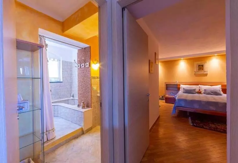 پانسیون La Casa Fra Gli Ulivi Luxury Apartments With Pool Near Cinque Terre And Tuscany