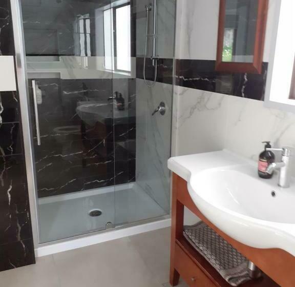 פנסיון J&d Cottage