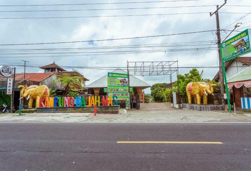 펜션 Villa Gajah Mas