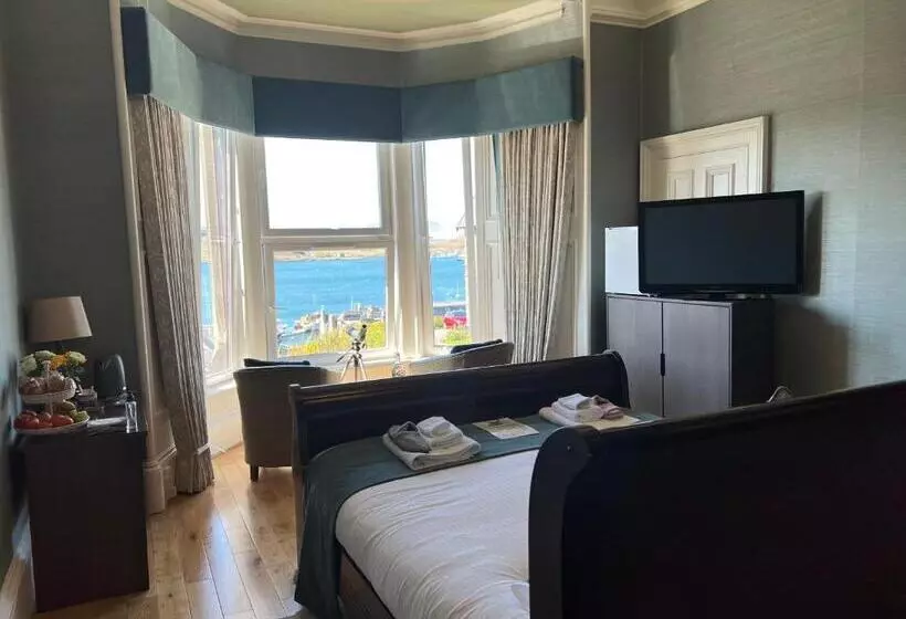 تختخواب و صبحانه Ardmor Guest House