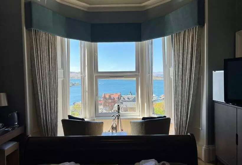 تختخواب و صبحانه Ardmor Guest House