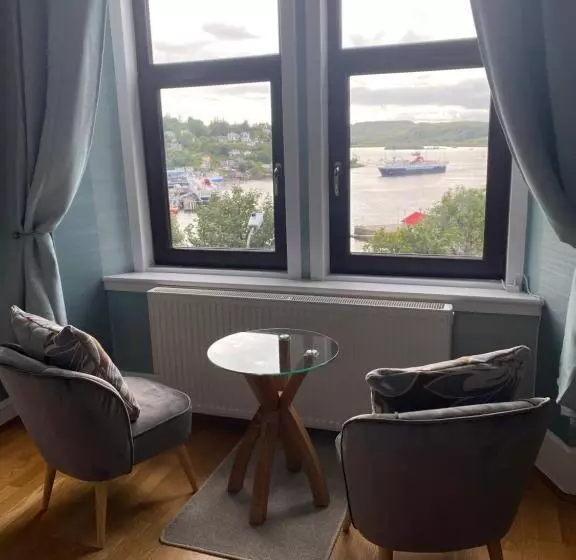 تختخواب و صبحانه Ardmor Guest House