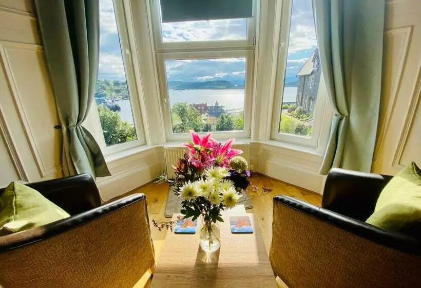 تختخواب و صبحانه Ardmor Guest House