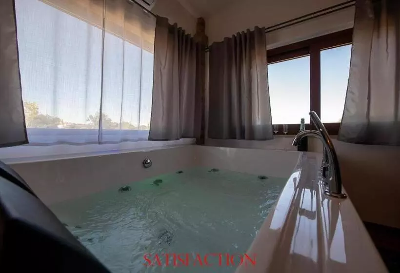 ベッドアンドブレックファースト Dolce Farnetta En Suite Spa & Yoga