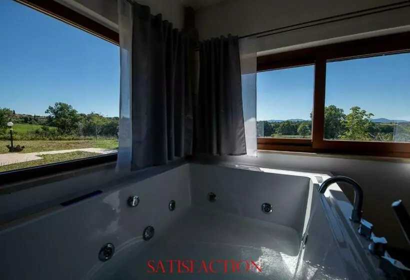 ベッドアンドブレックファースト Dolce Farnetta En Suite Spa & Yoga