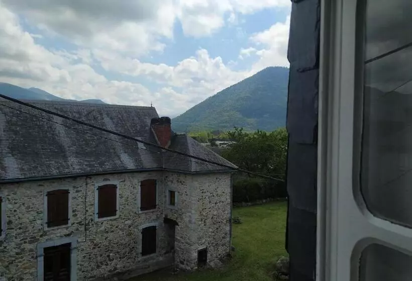 Aamiaismajoitus (B&B) Gaïnaa