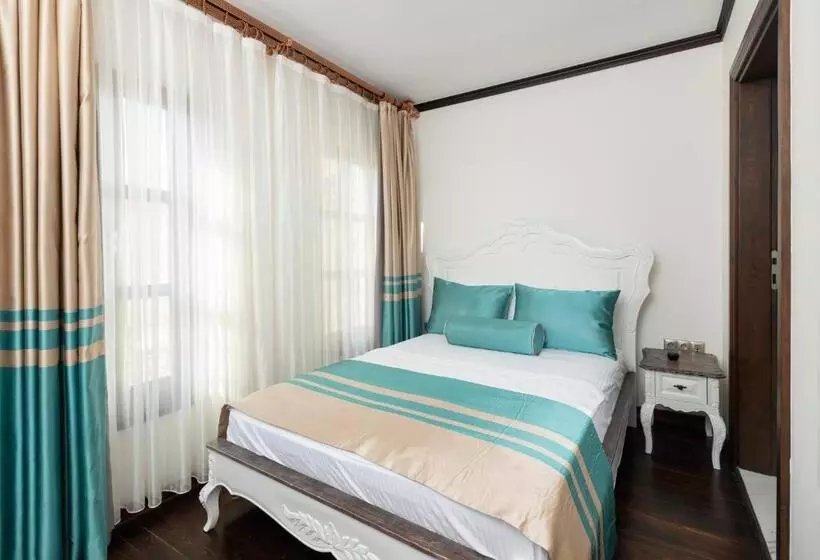 ホテル Marina Foça