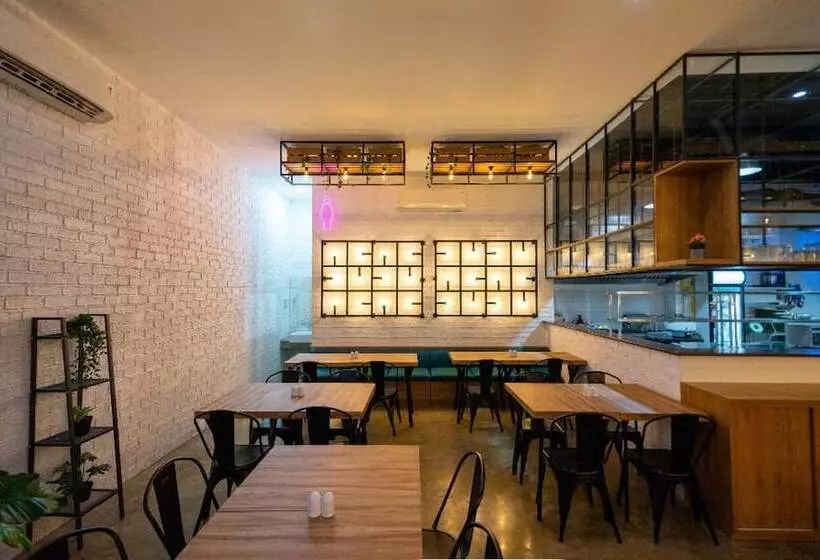 Hotel Nunia Tamansari