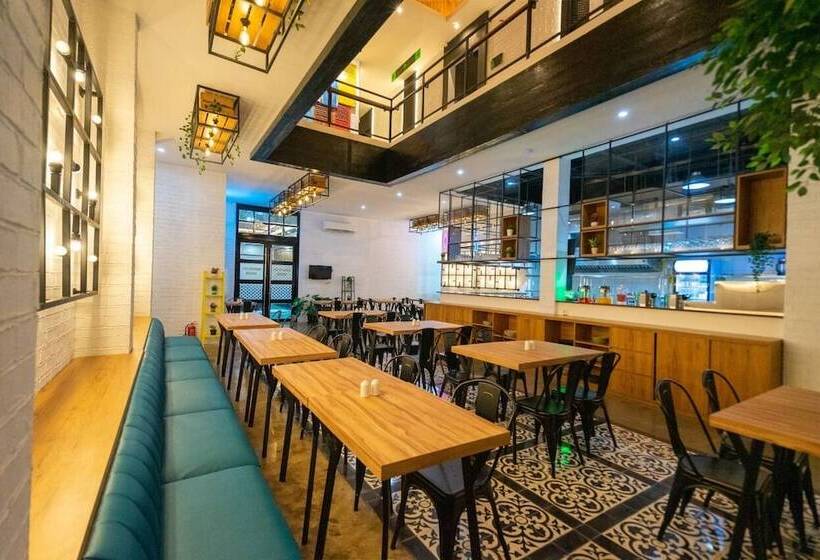 Szálloda Nunia Tamansari