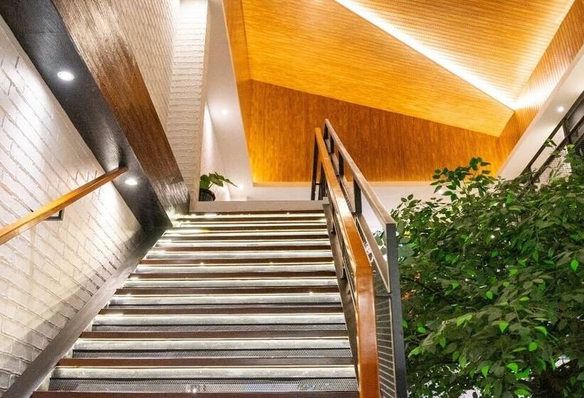 Szálloda Nunia Tamansari