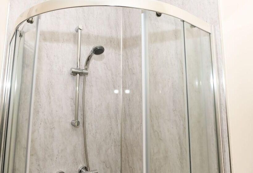 פנסיון Aa Sunderland North