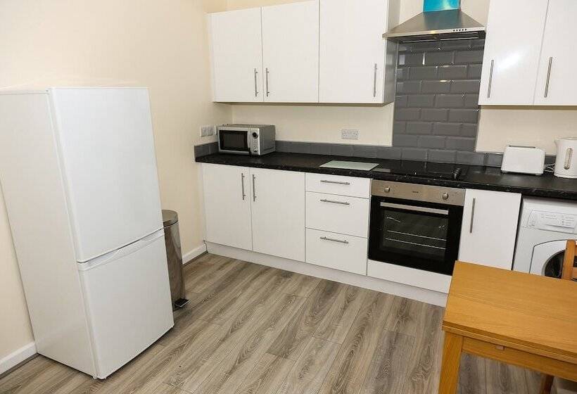 פנסיון Aa Sunderland North