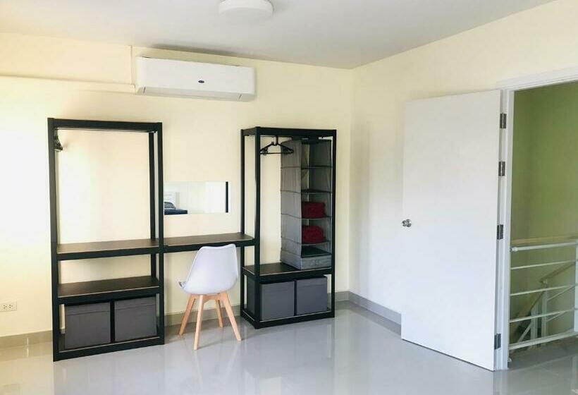 פנסיון Impact Mt House