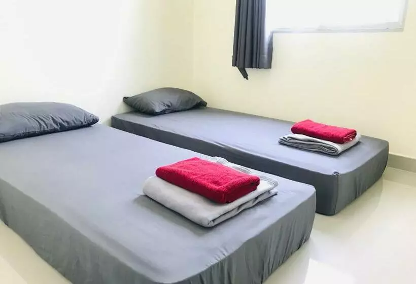 Majatalo Impact Mt House