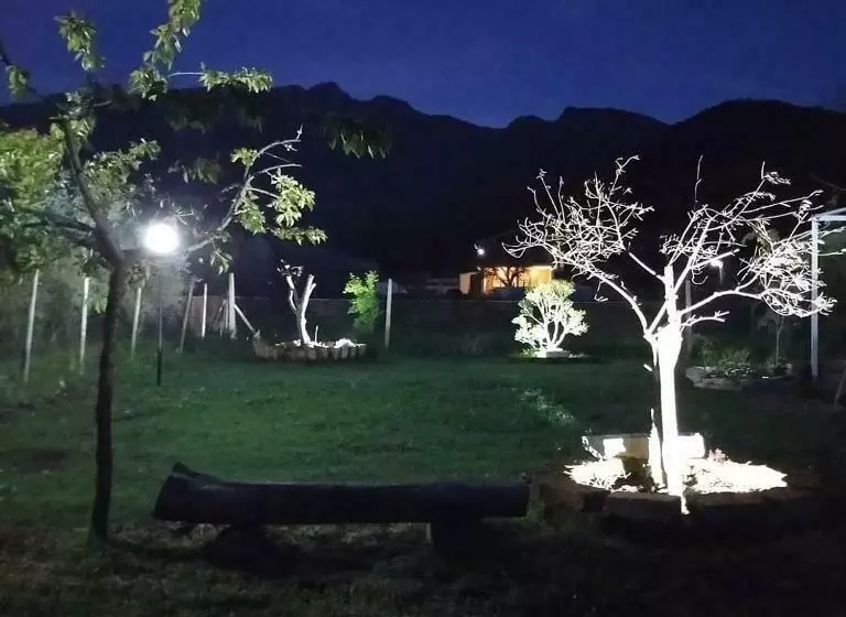 B&b Il Giardino Di Eolo