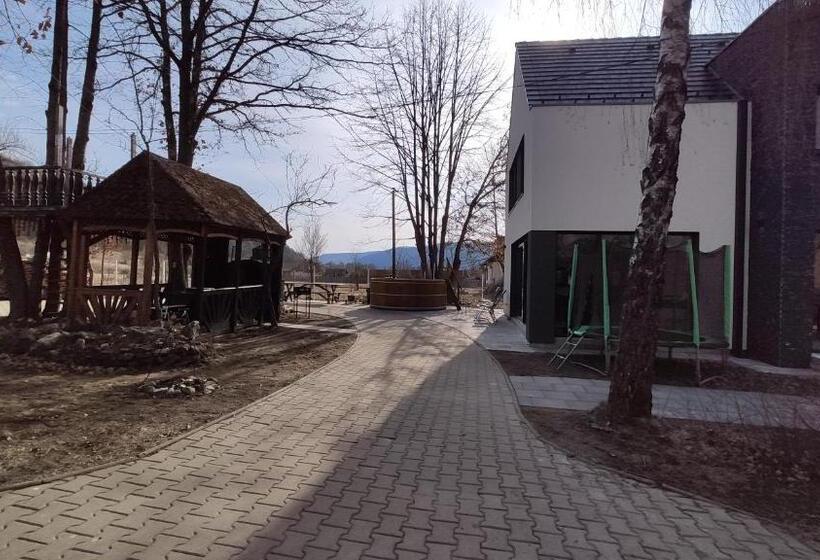 Bed and Breakfast 4 Seasons House