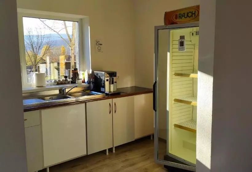 ベッドアンドブレックファースト 4 Seasons   House