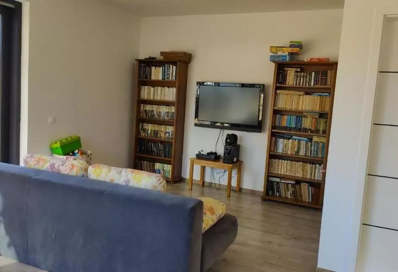 ベッドアンドブレックファースト 4 Seasons   House