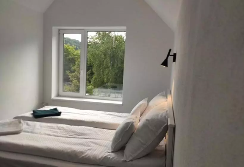 ベッドアンドブレックファースト 4 Seasons   House