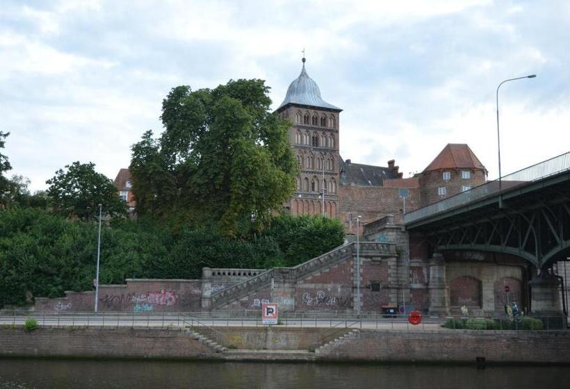 Bed and Breakfast Altstadthotel Zum Goldenen Anker