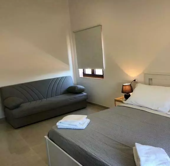 Aamiaismajoitus (B&B) D Annunziohouse