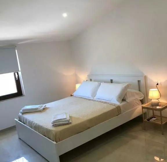 Aamiaismajoitus (B&B) D Annunziohouse