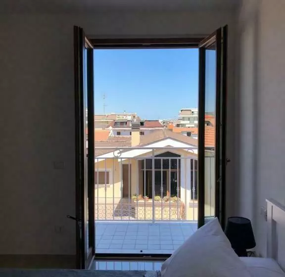 Aamiaismajoitus (B&B) D Annunziohouse