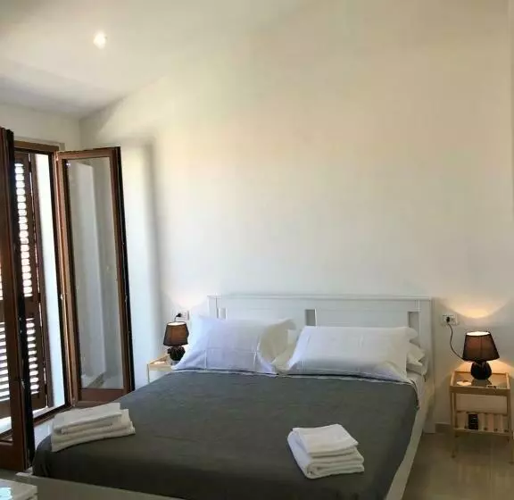 Aamiaismajoitus (B&B) D Annunziohouse