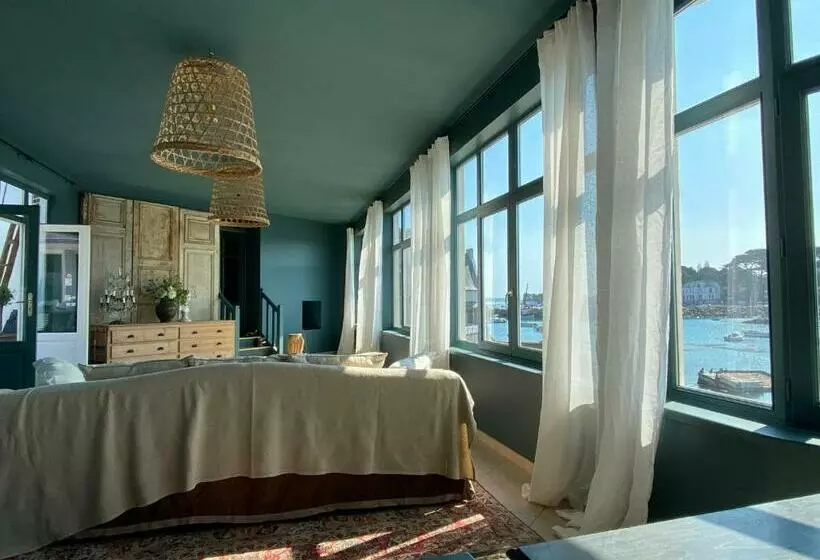 Aamiaismajoitus (B&B) La Maison Du Grand Rocher