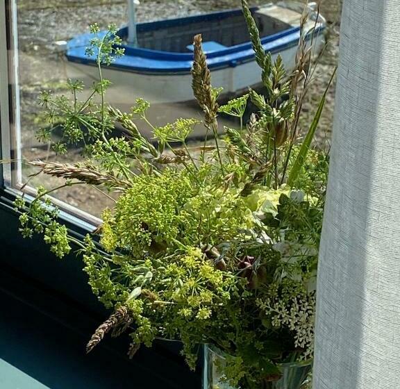 مبيت وإفطار La Maison Du Grand Rocher